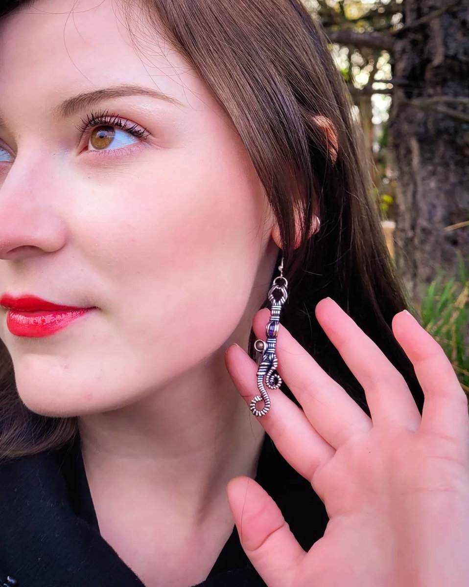 cosmiconnected's tweet photo. These amethyst earrings are so magical 🔮✨️💖 https://t.co/HcB0yMeDOV