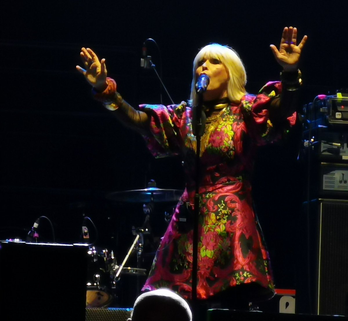 tracetsparkie's tweet photo. @toyahofficial @BillyIdol We absolutely loved your set tonight in Leeds. It's a shame the vibe didn't flow to Billy with the next act, however we will certainly come and see you again. I've been a fan since I was a child in the 80s and was so excited to see you perform live. Thank you x x https://t.co/fOXxadGQJX