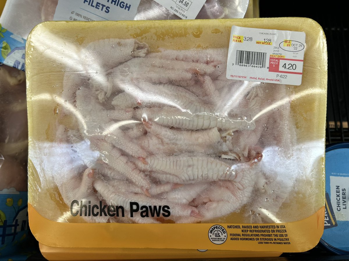 I didn’t realize chickens had…..paws??? 😂😂😂🤔 #Walmartfail