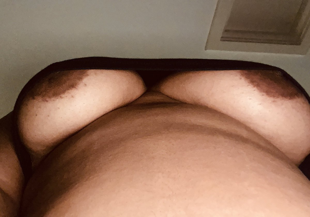 Cheekypeach94's tweet photo. I’ll invade your brain until you completely lose control👿💦 £Cheekypeach94  #findomgoddess #ebonygoddess #ebonyworld #cashpigs #cashcows #slavesneeded #paypiggyneeded #wankwednesday #femdom #nipples #rtslave https://t.co/889aRGAKro