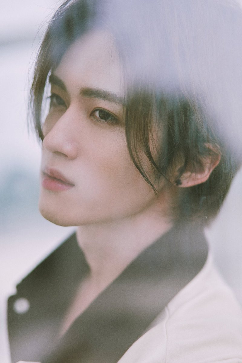 PentagonUSAone's tweet photo. I really can’t get over how gorgeous Yanan is. 🥹 he’s absolutely stunningly beautiful and ethereal. 

#Pentagon #ShanghaiPrince @CUBE_PTG_JAPAN @CUBE_PTG https://t.co/BIsxSi3eZP