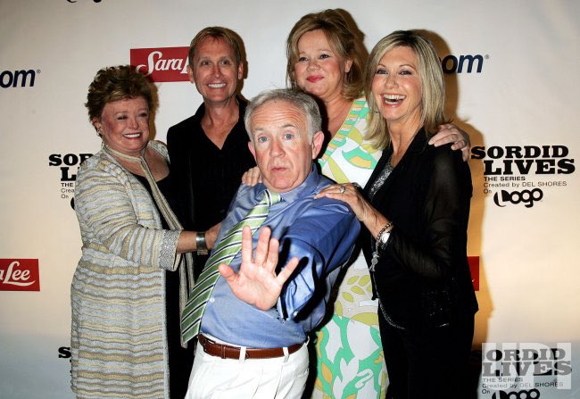 goldengirlsnews's tweet photo. What a talent… funny, kind, engaging and a natural talent. As #BeverlyLeslie on #WillAndGrace, working with #GoldenGirls stars #RueMcClanahan & #BettyWhite or entertaining on social media… we will miss #LeslieJordan. Thank you for being a friend.
https://t.co/Id8Moz1YkR https://t.co/9FsbJb7pke