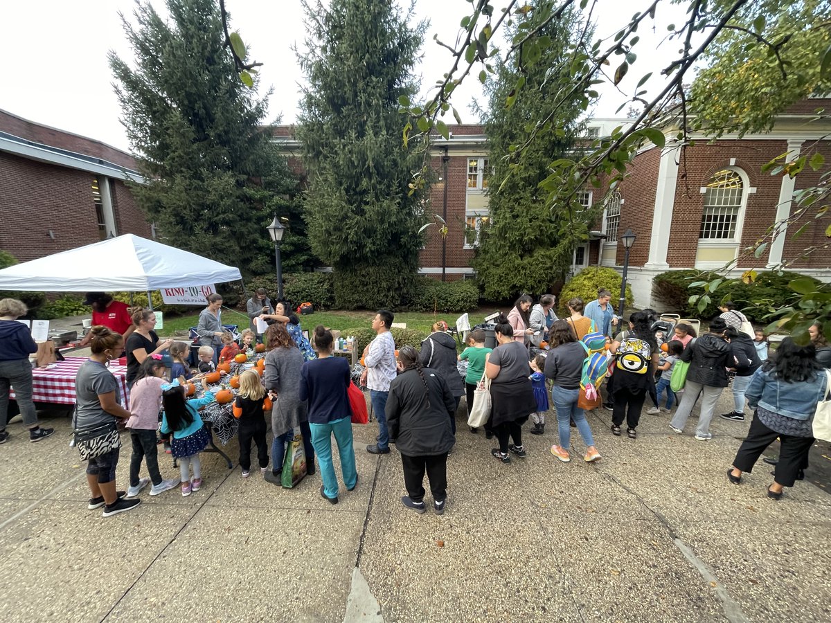 Bloomfield Public Library NJ tweet media