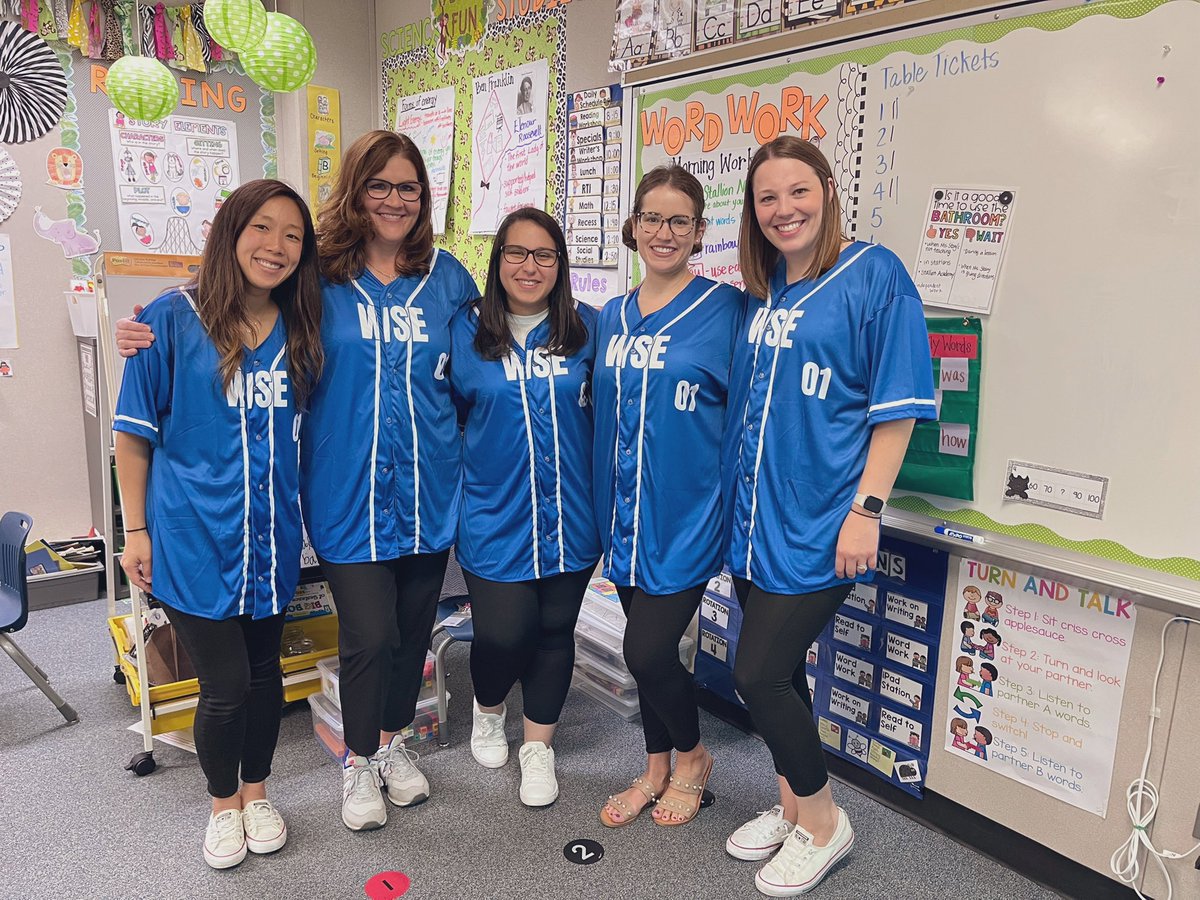 WSEfirsties's tweet photo. Reppin’ our favorite team today….Team WSE! #RedRibbonWeek @WSE_Stallions @WSE_PTO @FortBendISD https://t.co/ACTspq6Yvi