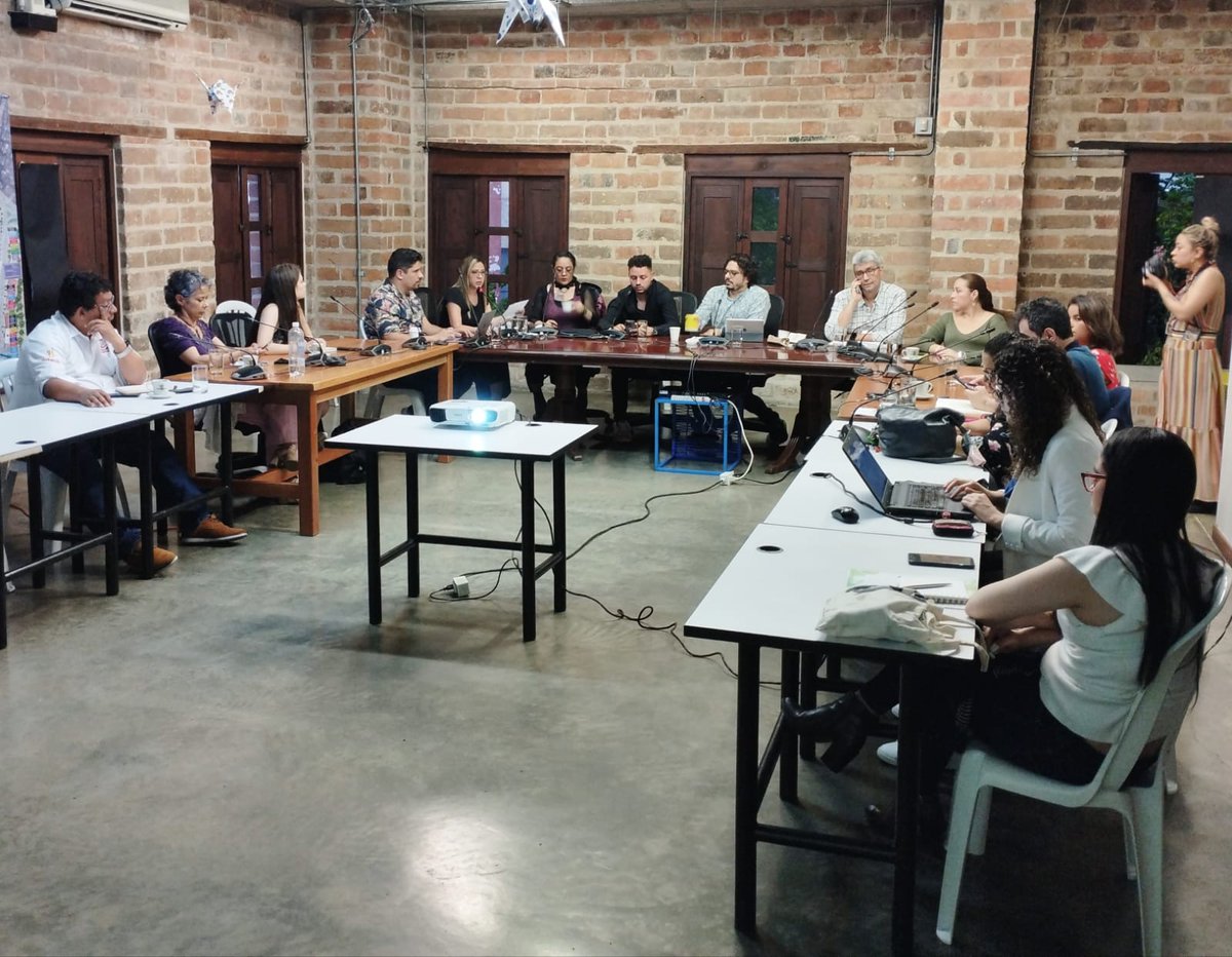 AlvaroArtD's tweet photo. Nos preparamos para la Rendición de Cuentas de año 2022. Hoy nos encontramos Junta Directiva del Consejo Distrital de Cultura de Medellín junto a la @BPPiloto.📝

Además se tocan temas como la aprobación del reglamento del consejo, infraestructuras culturales, entre otros. https://t.co/p7zyU0PfgA