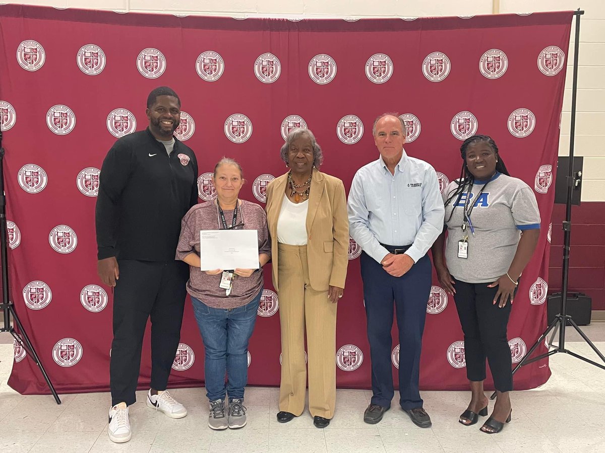 Bulldogs_WCHS's tweet photo. Congratulations to Ms. Rivere and Mrs. Miglacio-Menard on being awarded the Iberville Foundation Grant for the 22-23 school year!!!
We look forward to all the great things you will bring to classroom instruction this year using the funds awarded!
#InspireTomorrow #BulldogsEXCEL https://t.co/c3To4geIuJ