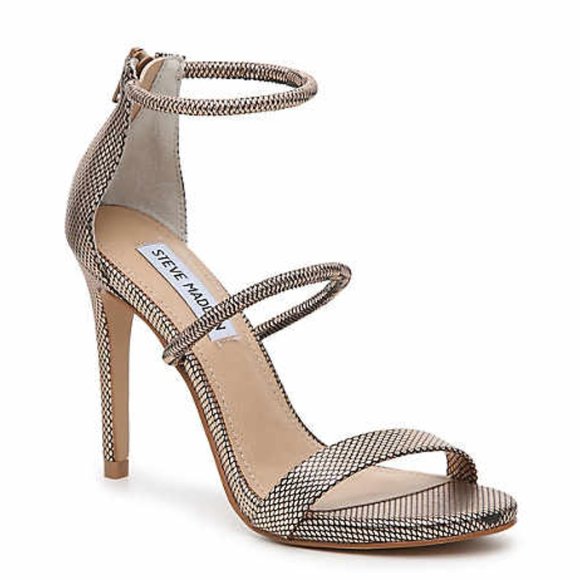 MissDawnMecca's tweet photo. So good I had to share! Check out all the items I'm loving on @Poshmarkapp #poshmark #fashion #style #shopmycloset #vintagehavana #stevemadden #westies: https://t.co/1Ye3ntU0pX https://t.co/HVKTBYvoBb