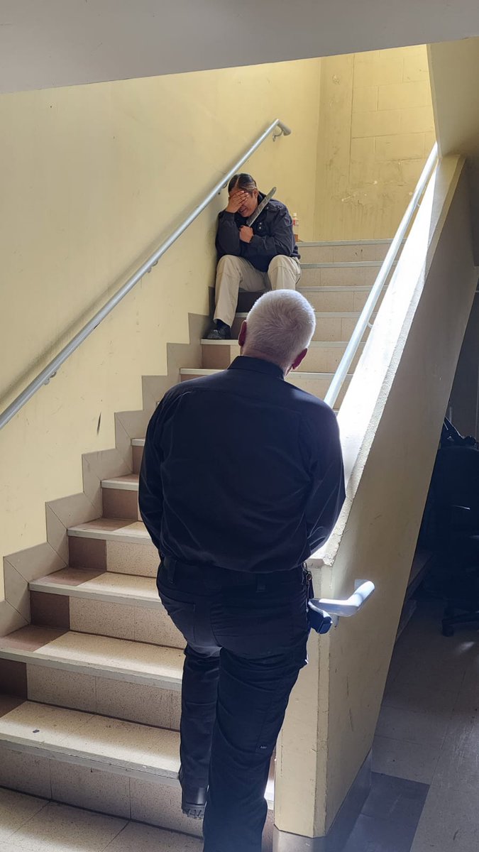 OAGGuam's tweet photo. ICAT gives officers hands-on training on how to handle  someone who is experiencing a mental health, substance abuse, or other crisis situation, keeping  citizens &amp; officers safe. Learn about it here: https://t.co/WPlII1JWaW https://t.co/Ve4e4tQTzR