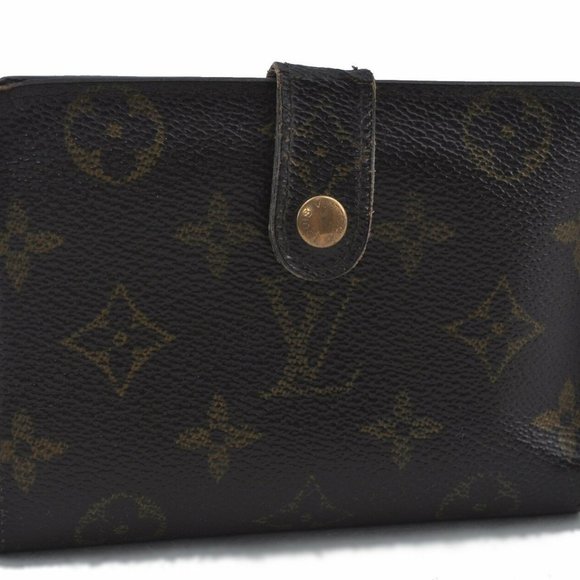 funpoppintags's tweet photo. So good I had to share! Check out all the items I'm loving on @Poshmarkapp #poshmark #fashion #style #shopmycloset #loft #louisvuitton: https://t.co/cYrGyyQ0ux https://t.co/mTsYX1xY9T