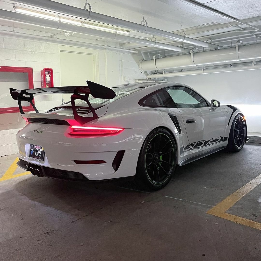 PorscheCIub's tweet photo. 991 GT3 RS https://t.co/ocMTBvua3R