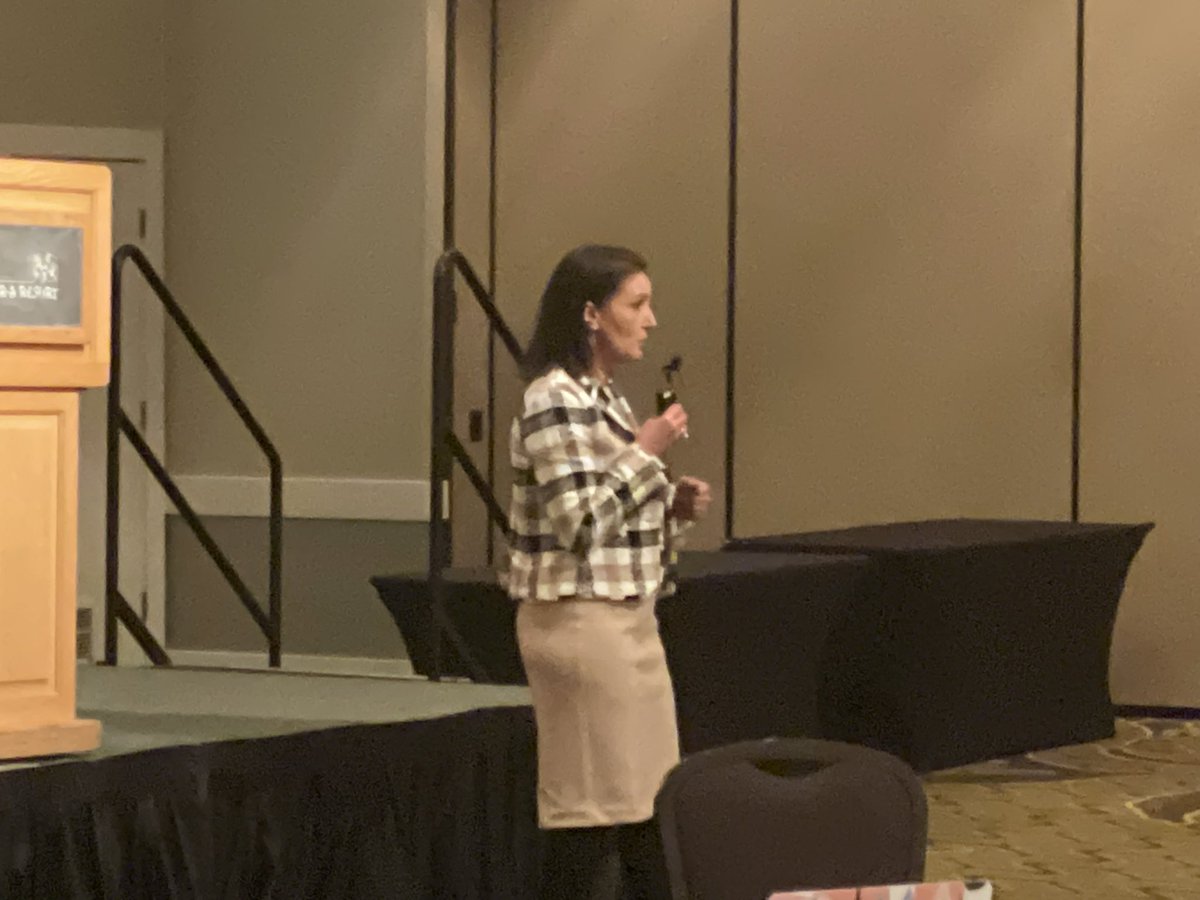 sarahmoran45's tweet photo. Presenting on #CBL today at #Smcaaf2022 convention! @TinaMPlummer @OSmithPSD @chiripitiyage @dr_aaron1906 https://t.co/92vTrNYglB
