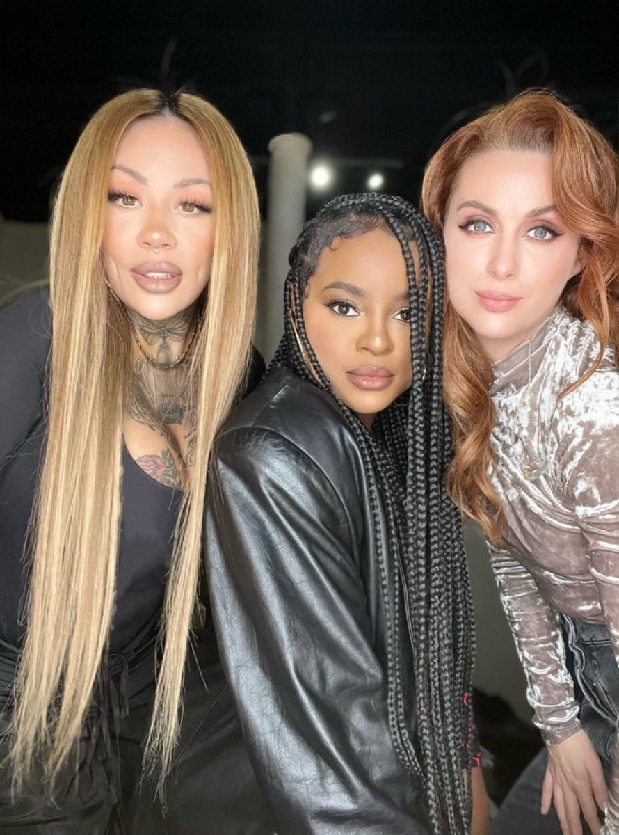 Sugababes tweet media