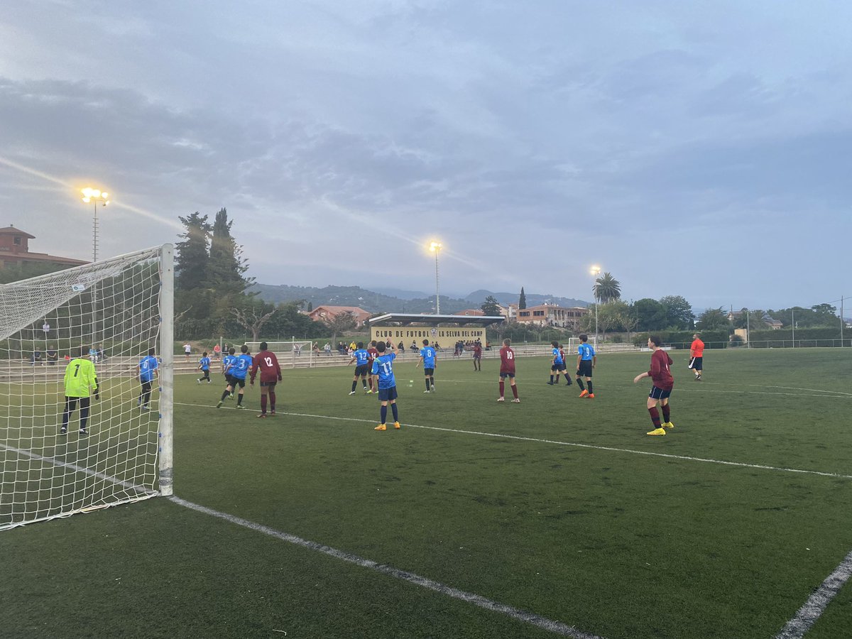 What a great day in Spain. Coaching masterclass at Football Salou, afternoon on the beach and then our first fixture. We were 1 - 0 down within the first minute then turned things around to equalise in the second half and then scored a last minute winner. What a great result.