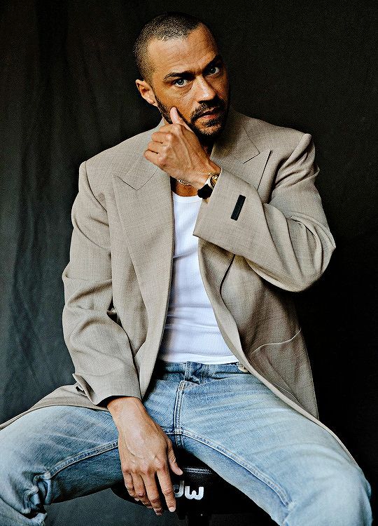 Portal Selena Brasil on Twitter "Jesse Williams, mais conhecido por