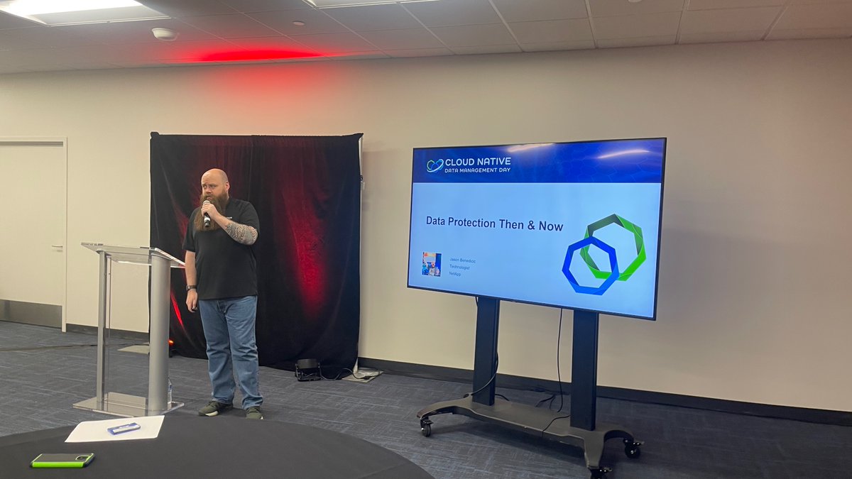 Cloud Native Data Management Day (CNDM Day) tweet media