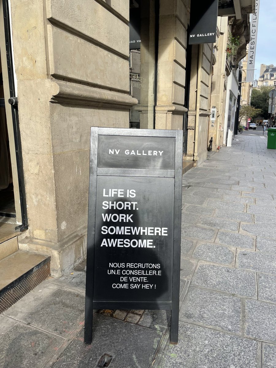 ReneeJTweet's tweet photo. Walking in Paris today… https://t.co/t7Y6TxBR6d