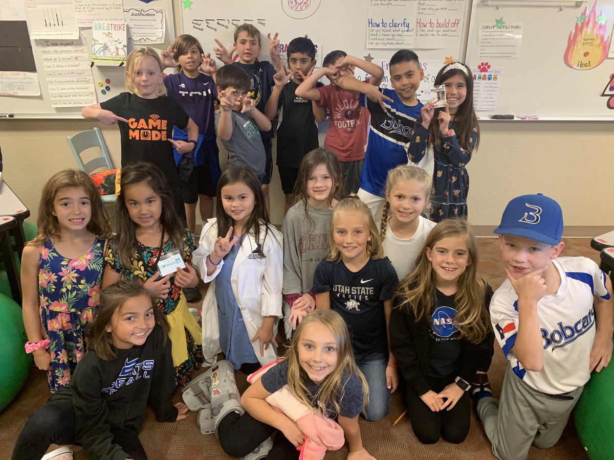 klcushenbery's tweet photo. Dressing up as our future career or college! #goUNT @BeckElem #RedRibbonWeek https://t.co/MEIWxKL73q
