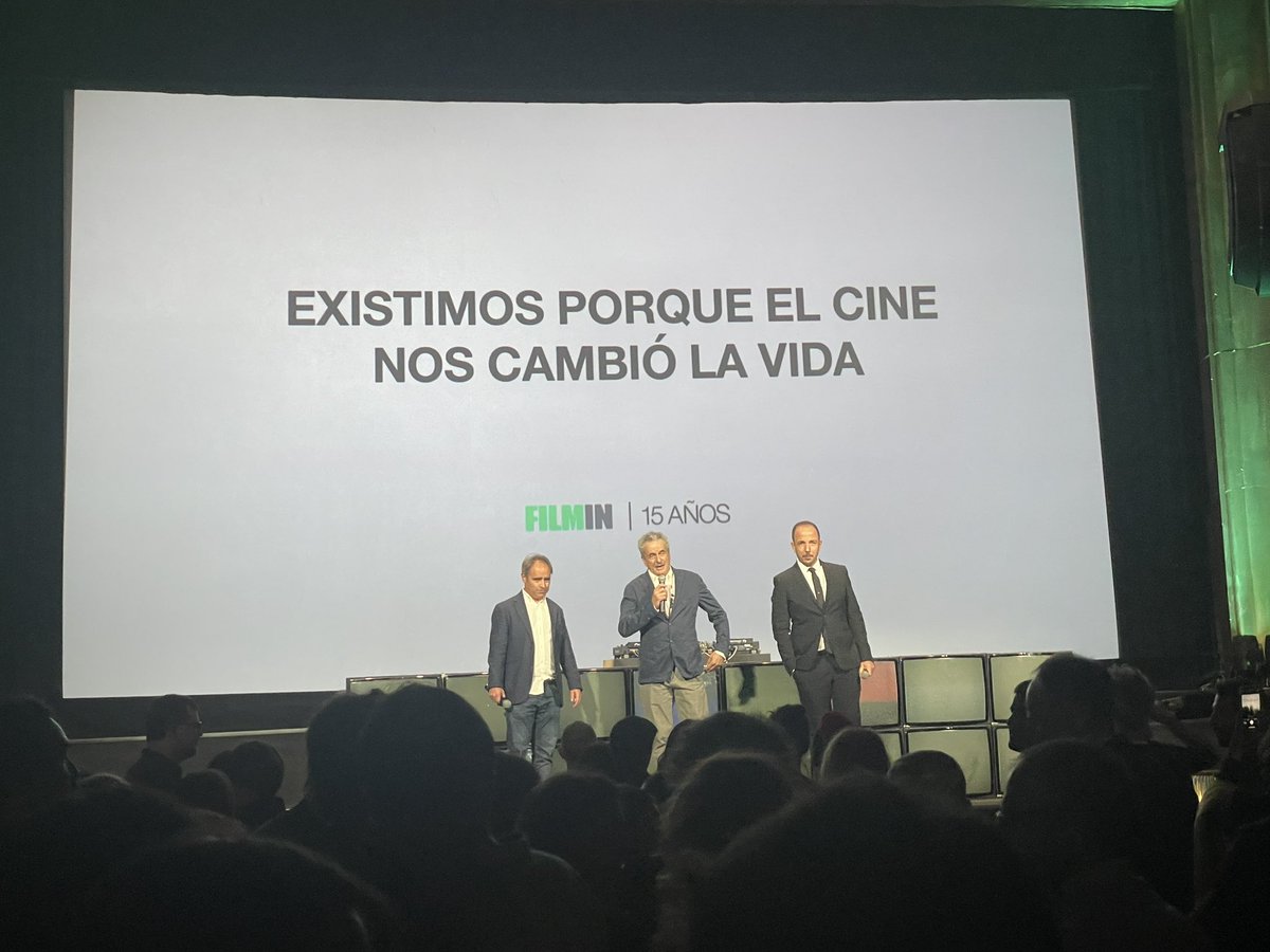 _anapastor_'s tweet photo. Gracias @Filmin por una mirada tan única y valiente. Cuando todo empezó era difícil hasta soñarlo… pero lo hicisteis 💚 #Filmin15 https://t.co/yl8pKNHOgQ