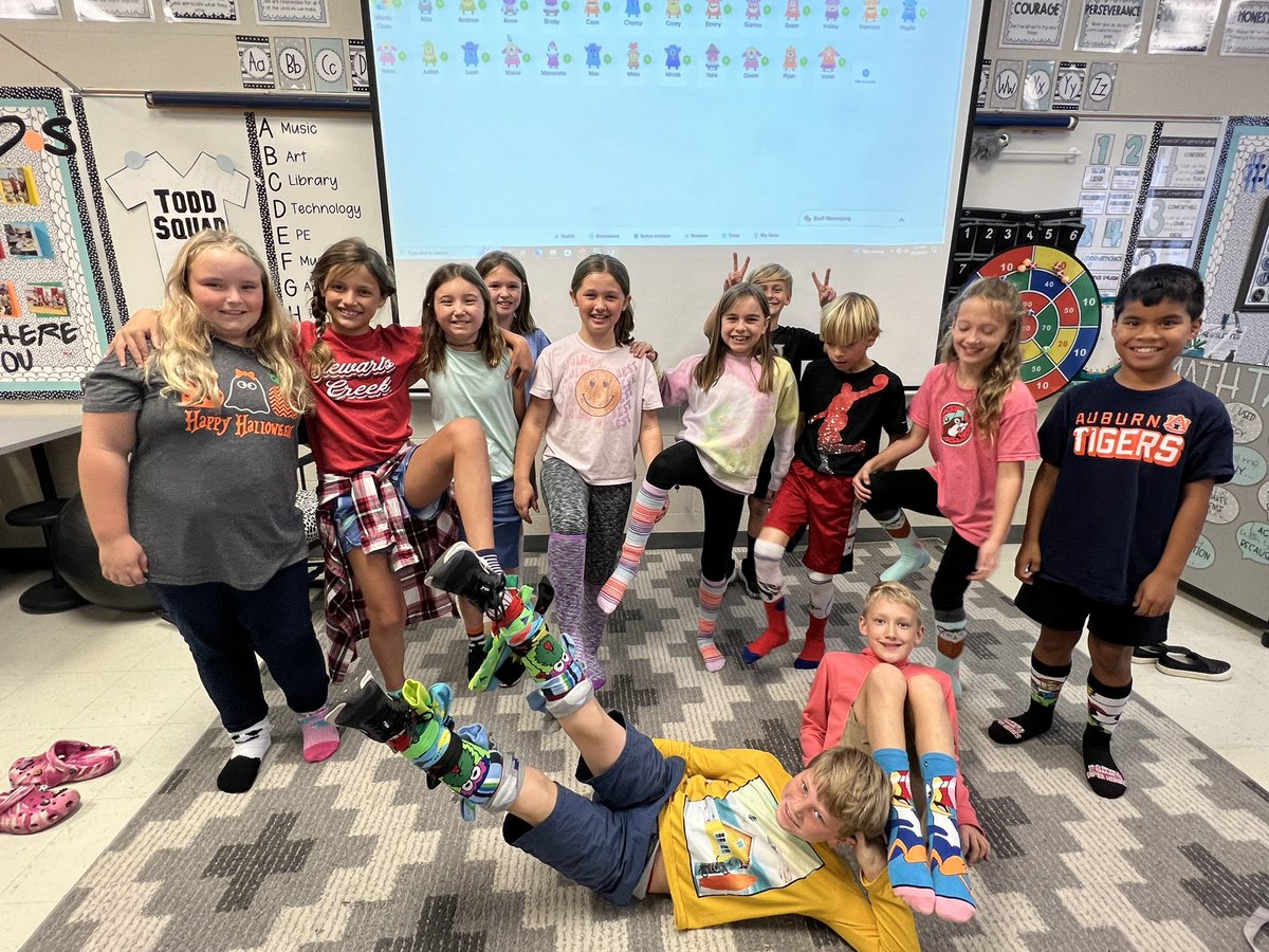 Sock it to drugs 🧦 #toddsquad