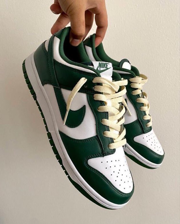travybaha's tweet photo. Nike dunk low green https://t.co/liguPTDBdW