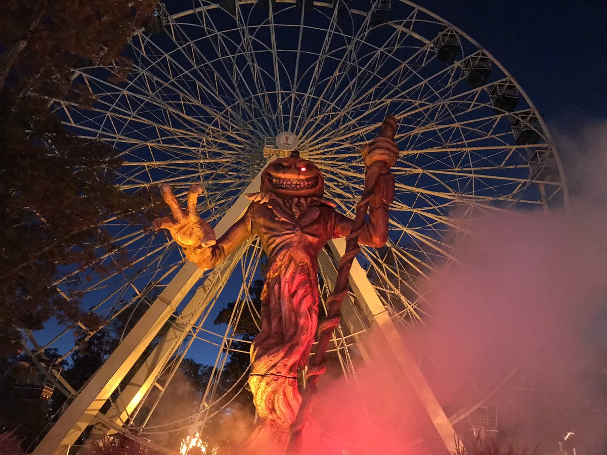 FWOHF's tweet photo. #Halloween #FrightFest https://t.co/e99eO9GHum