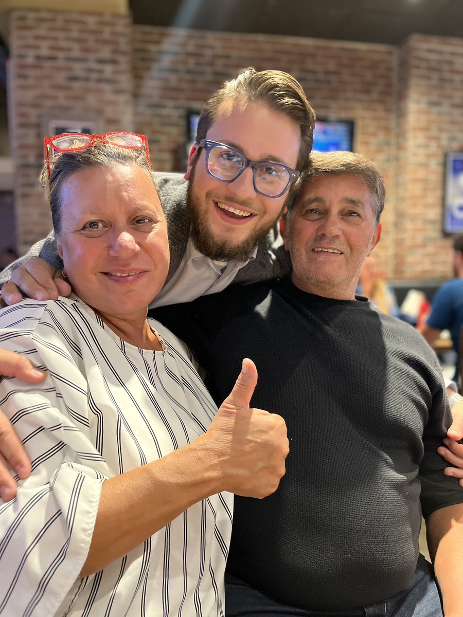 VoteAlves's tweet photo. Thank you to the great residents of Mississauga Wards 3 &amp; 4! I’m honoured to have your support.

Thank you for taking time to engage me in great conversations and for taking the time to vote. I will do all I can to advocate for our students, parents and taxpayers. Thank you. 🙏 https://t.co/lAGqONt67Z