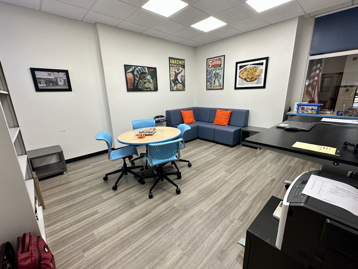 RossCoops31's tweet photo. After awhile and some work, my office is finally about where it needs to be.

And, I just remembered this related blog post from awhile back...

5 Reasons For a Student Friendly Principal’s Office
https://t.co/YDmRWB30NC

#studentcentered #education https://t.co/y4IfFoo1QL