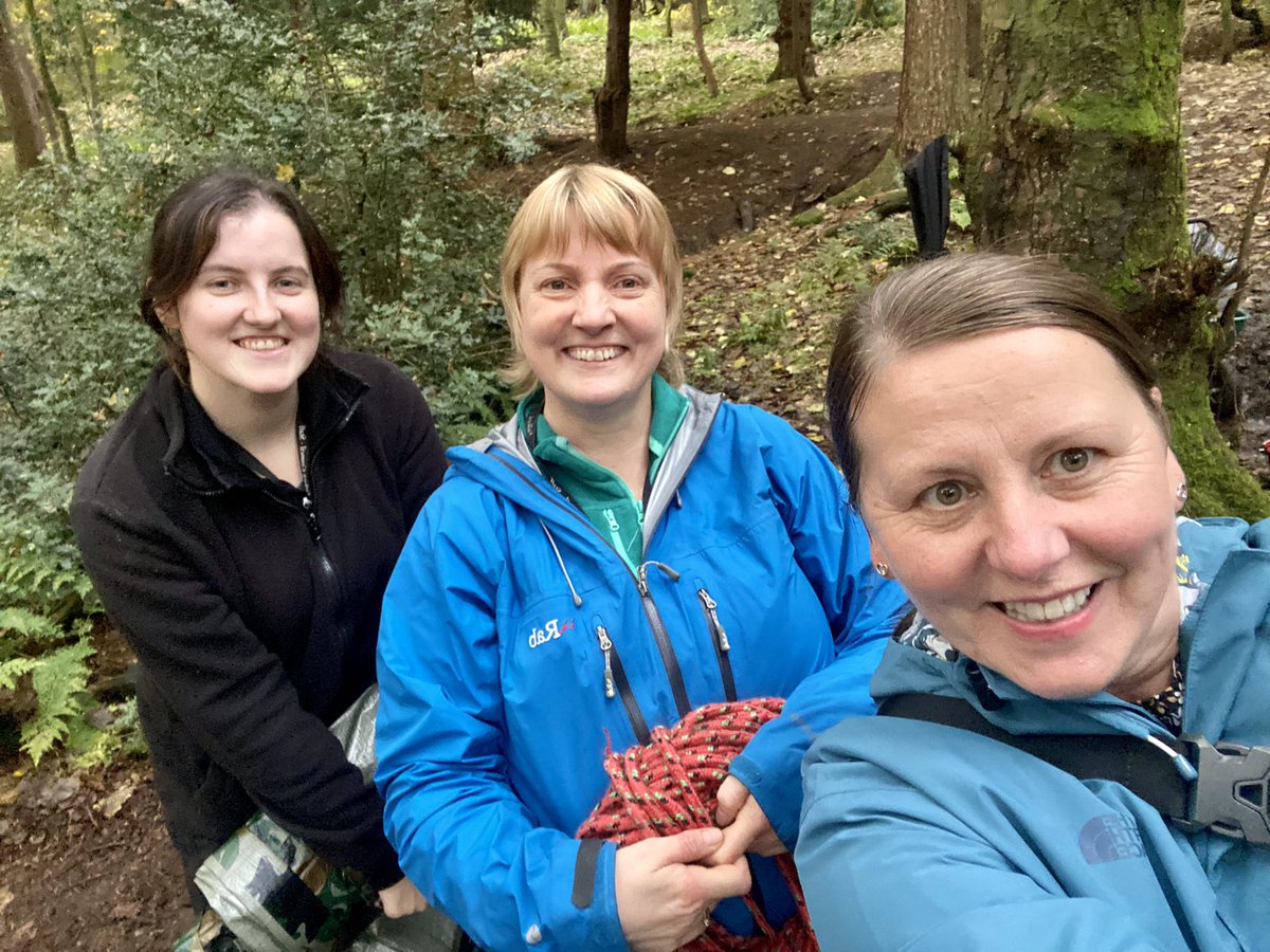FalkirkFroebel's tweet photo. Feeling revitalised after a fabulous experience learning about the @hub_woodlands in #Nature
Lovely chat & reflection whilst gathering round the camp fire 🔥 eating soup & natural leaf laminating 🍁
Thank you to @HelenaPedagogue @GayleRo03147312 & everyone that joined today. 💕 https://t.co/nREKGrJ4S0