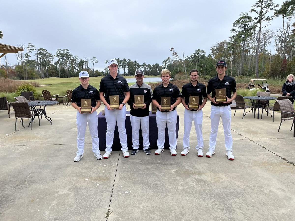 Coming home with some hardware! Team played awesome again today shooting -11 273 finishing 2nd/16!