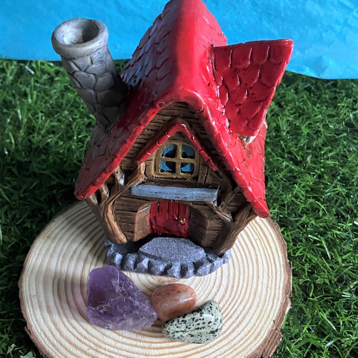 FavoursFairy's tweet photo. A variation on Fairy House with crystals in my #etsy shop: Fairy Favours  The Willows- Little Red Fairy Cottage - Gift with Crystals https://t.co/TbY9GHwXfO  #fairyhousegift #fairycrystalgift #fairygift #incenseconesgift https://t.co/1GmlrJtaas