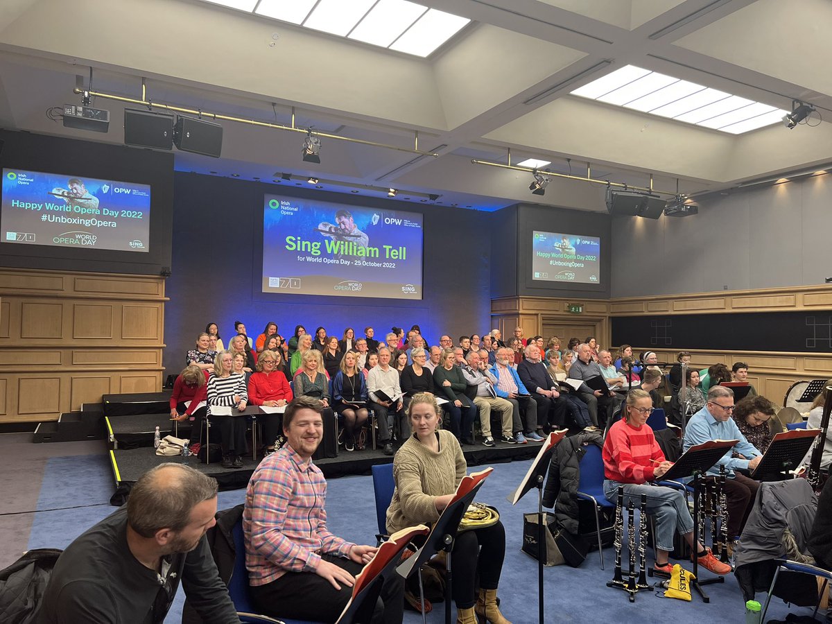 IrishNatOpera's tweet photo. Our fabulous world opera day choir has arrived! Quick rehearsal and then we’re ready to go 🎶🎉
https://t.co/l4YokQaiRk
#TuneIn at 9pm! 🤩
@opw @singireland @dublincast
#UnboxingOpera #WorldOperaDay https://t.co/5iGYYJTsXB