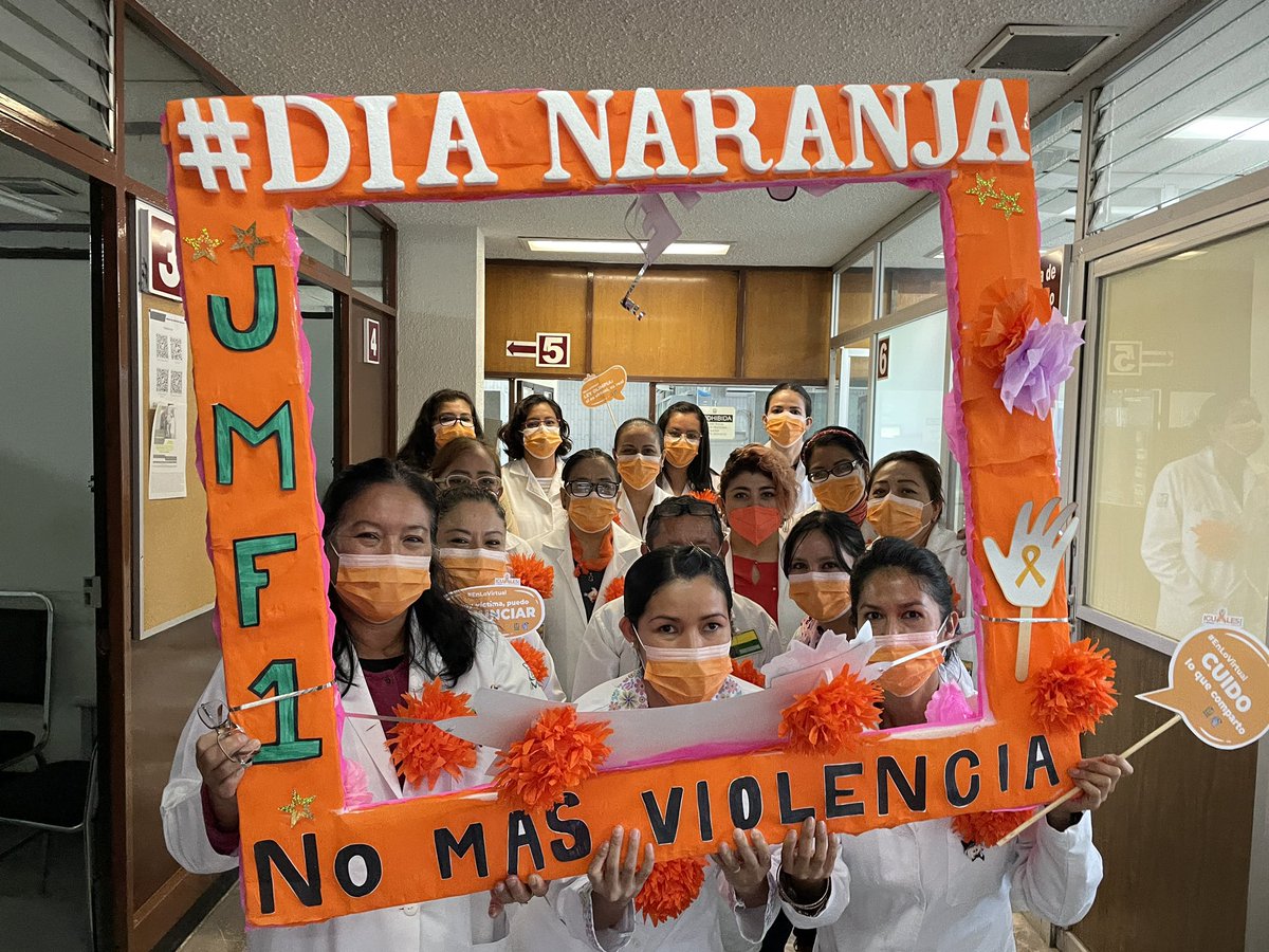 Imss_Pue's tweet photo. #EnLoVirtual 📲💻 si soy víctima puedo denunciar.
En el #IMSSPuebla 🧡 nos sumamos al #DíaNaranja, 🟧 todos somos #IgualesEnDerechos y nos unimos contra la no violencia hacia la mujer.
#IMSSySNTSSvsViolencia https://t.co/A1NIjnOvRI