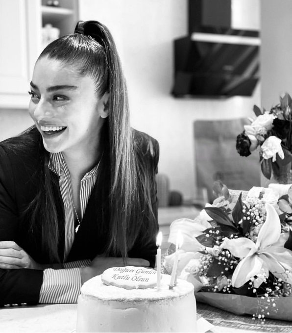 I love you so so so so much Ayçam
Happy birthday to you
I wish you all the bests and pure happiness because you deserve it 🦋💙

Iyi ki varsin meleğim 🧚🏻‍♀️🦋
#AyçaAyşinTuran <a href="/aycaaysinturan/">Ayça Ayşin Turan</a>