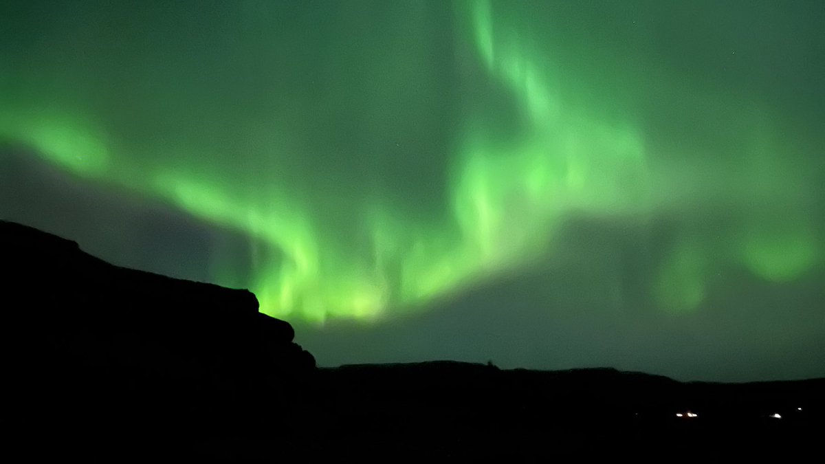 Os dejo unos frames de Islandia 🇮🇸
