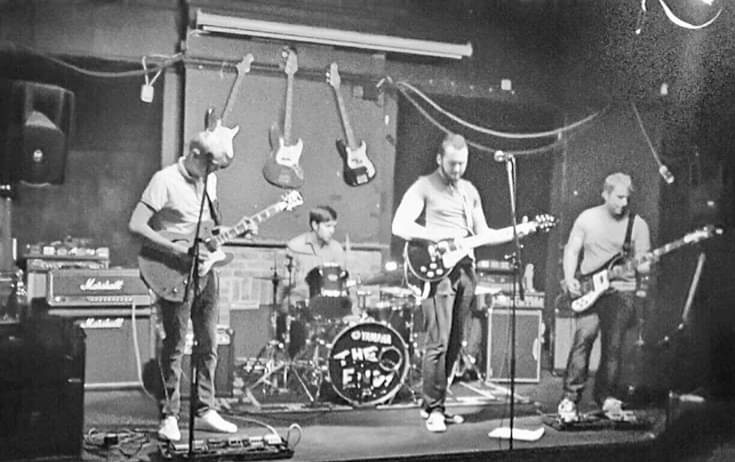 The Lightscopes (@thelightscopes) on Twitter photo We have booked our final rehearsals today ready for our farewell gig on the 26th November. We found this aswel today a little throwback to 2016 when we played the Essex Arms with one of our older lineups 🙂
 ❤️🎶 We have booked our final rehearsals today ready for our farewell gig on the 26th November. We found this aswel today a little throwback to 2016 when we played the Essex Arms with one of our older lineups 🙂
 ❤️🎶