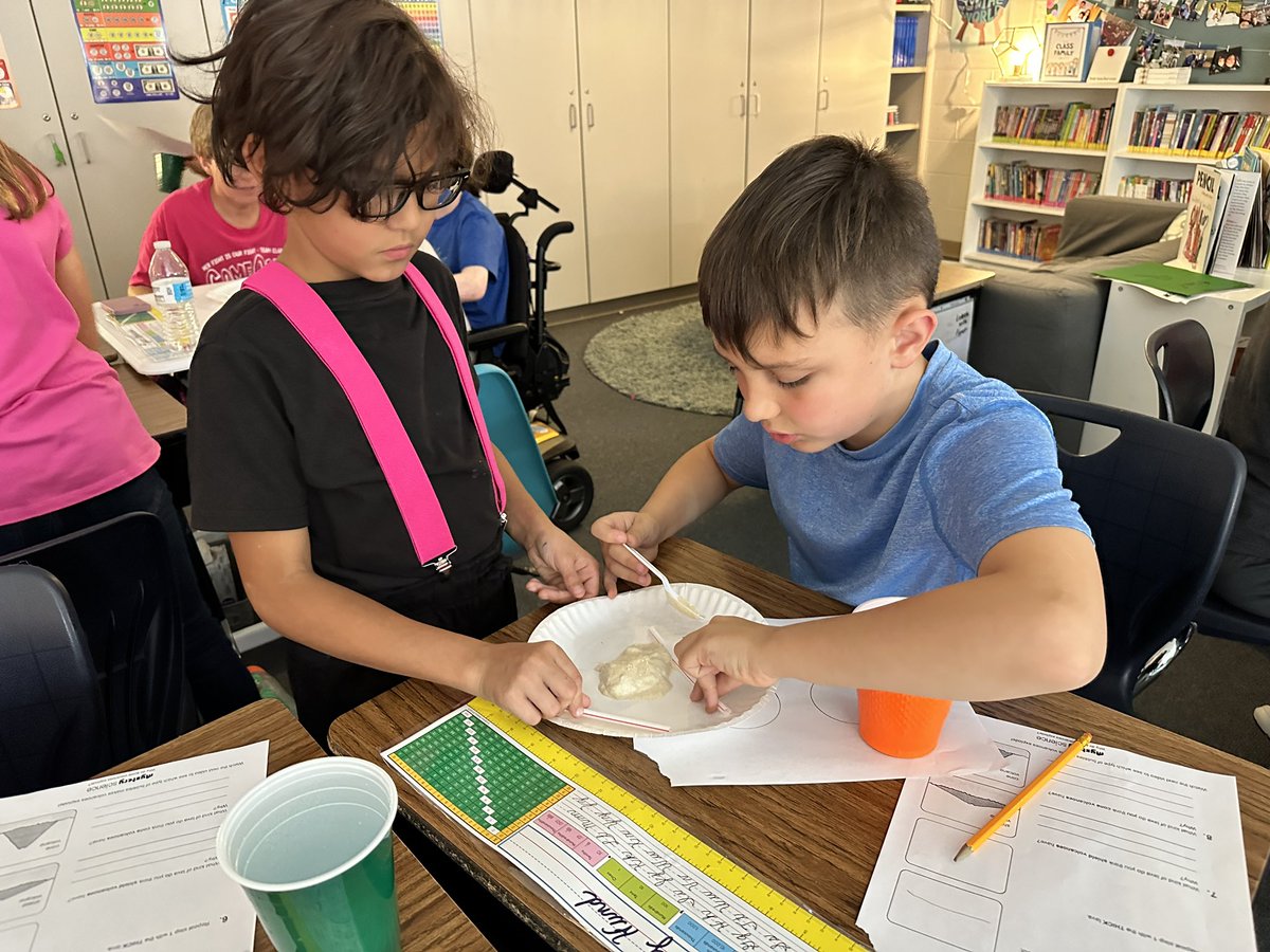 Fourth graders identifying the characteristics of different types on volcanoes 🌋 and the lava that flows from them. <a href="/SLCSSayre/">Sayre Elementary</a> <a href="/SLCSD/">South Lyon Community Schools</a> #scienceisfun