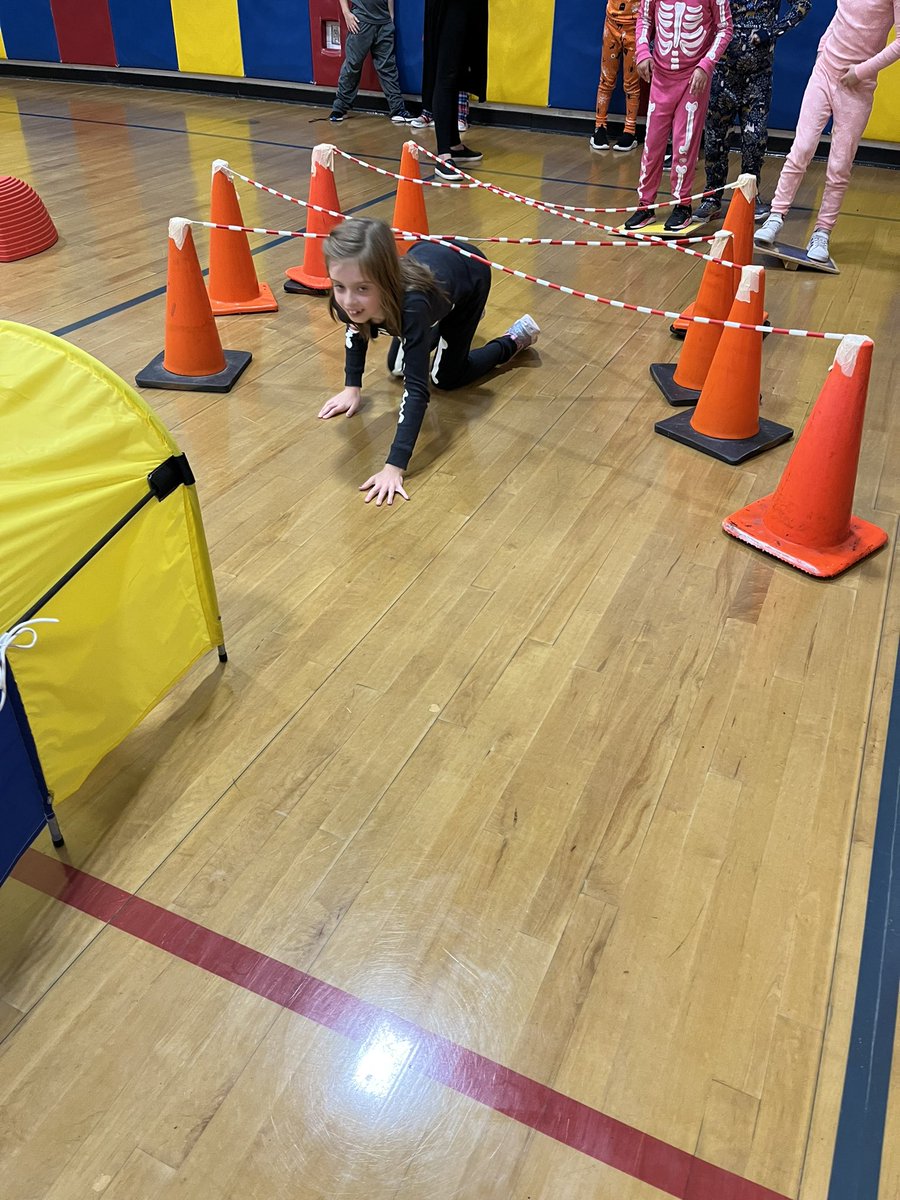 MrsCartersPE's tweet photo. Certainly makes my day when the kids say “best day ever!” 😄@JeffersonLabs @FPSHealthPE https://t.co/x2Fg7ZdSdE
