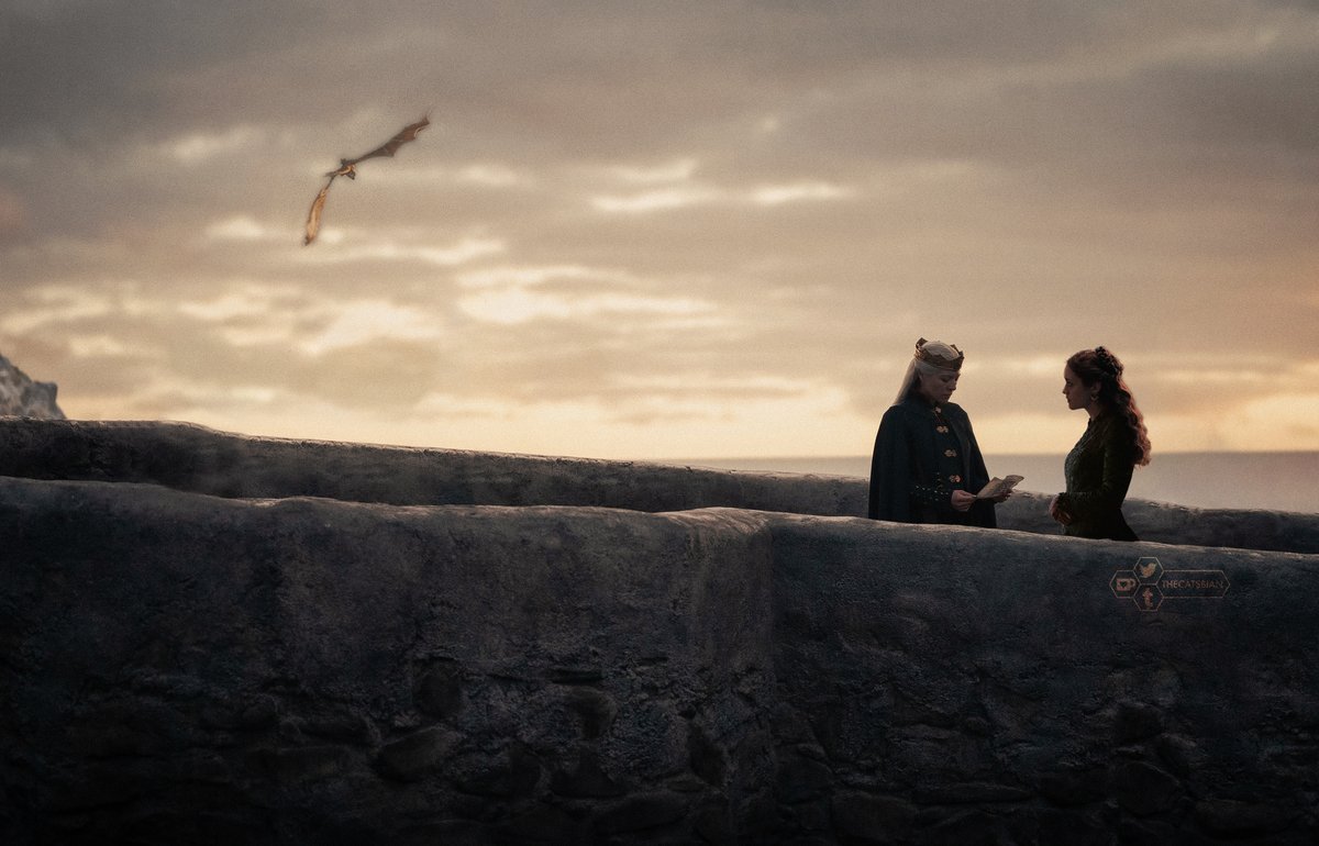 thecatsbian's tweet photo. what if alicent went to dragonstone herself to give rhaenyra that old frayed page she kept for 20 years as a reminder of the love they shared.. https://t.co/bb4C5nLZ1x