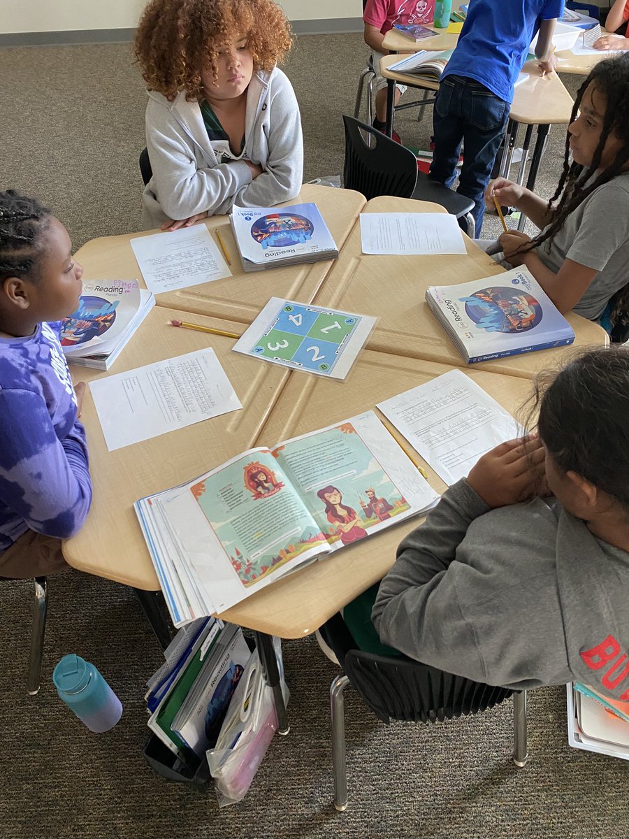 Connaway_QHES's tweet photo. 4th grade readers having quality discussions around a text. 📚📖 #QuailsRock #QHES @QHESPasco @KarkoshKelsi @KaraSmucker https://t.co/qJHdWLKMhK