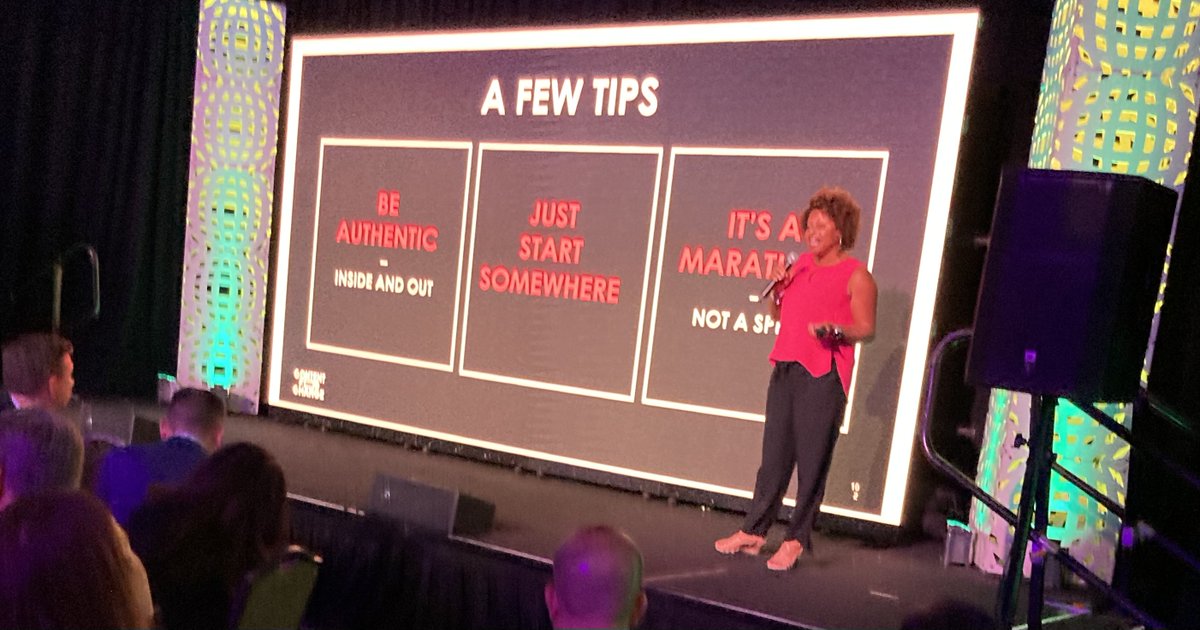 ANACMOMasters's tweet photo. A few tips for driving change in your organization: 1. Be authentic. 2. Just Start Somewhere. 3. It's a marathon, not a sprint. #GlobalCMOGrowthCouncil #ANAMasters https://t.co/ItK07nrouQ