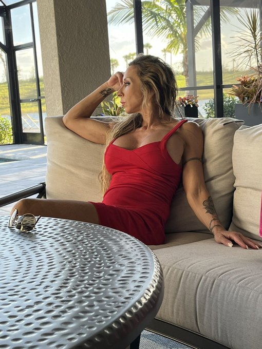 I&rsquo;m Bored, Horny and Hangry! https://t.co/2yrdRHPpty<a href="/tag/milf"class="tags"><span>#milf</span></a><a href="/tag/pornshoot"class="tags"><span>#pornshoot</span></a><a href="/tag/atlantaladieschoicecontentp"class="tags"><span>#atlantaladieschoicecontentp</span></a>