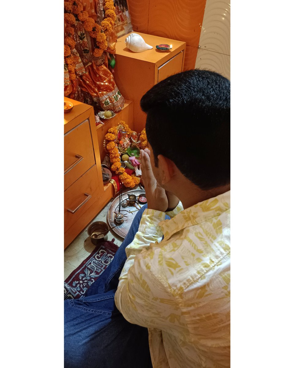 rajat_au's tweet photo. #Memories_Of_Diwali...🎆✨😊
#Lots_Of_Fun...🕺
#Festival_Of_Light...⭐💫⭐
#शुभ_दीपावली...🪔🪔🪔
#Happy_Faces...🥰 https://t.co/mbqGjuoh9q