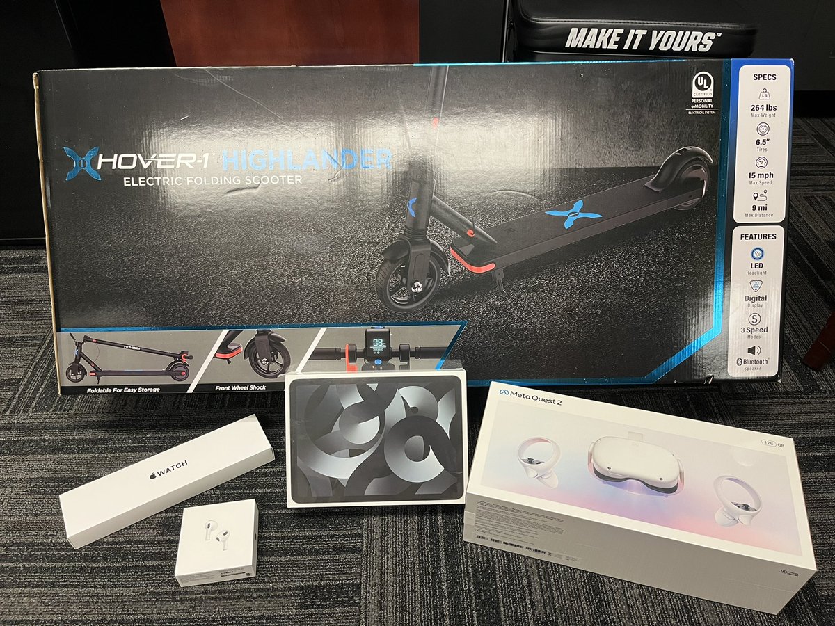 Look at all these cool prizes ready to be won at Late Night Madness! 🙌🏻

Be there Thursday, Oct. 27 at 9:30 pm to see who wins!
#RoarPride 🦁