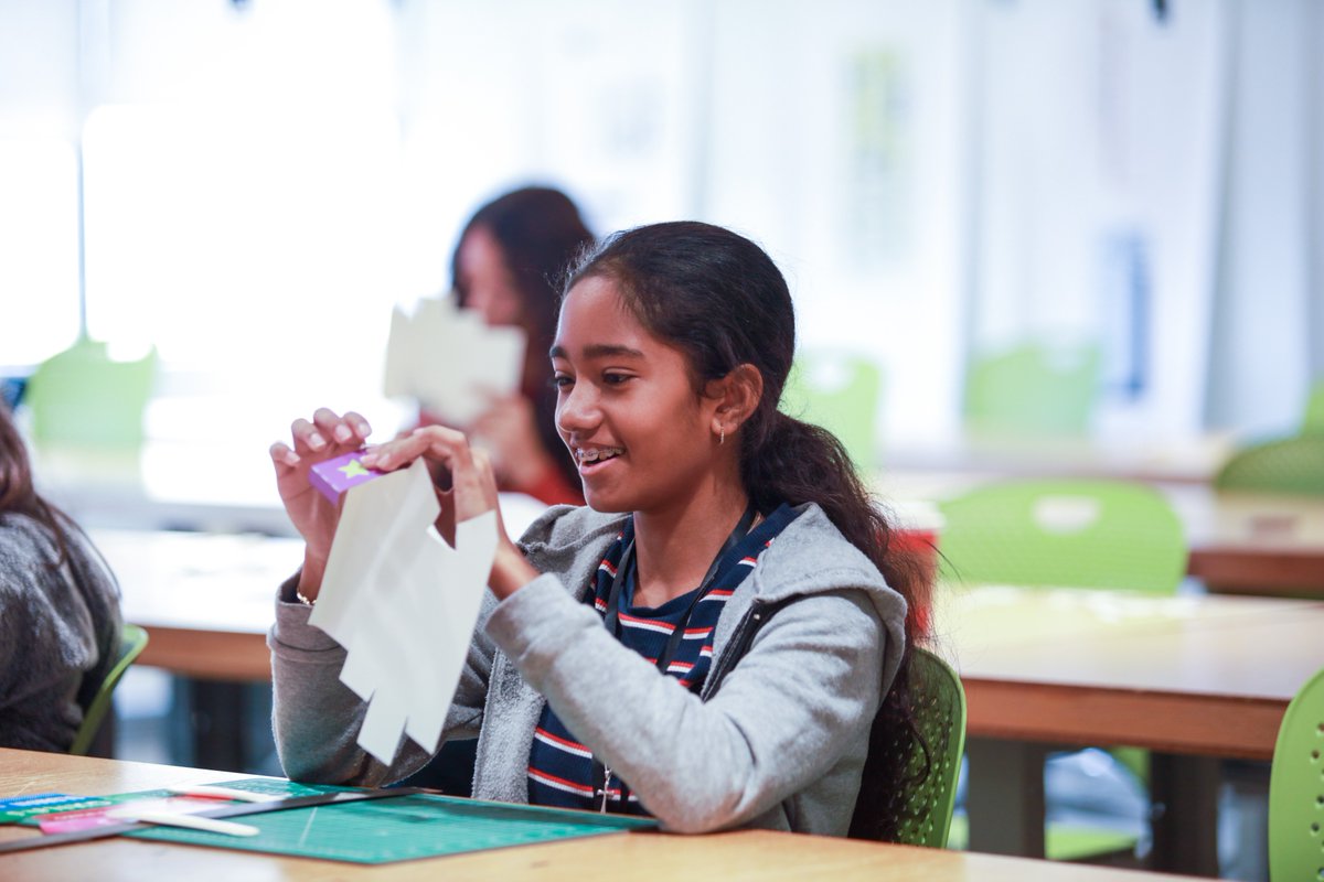 durhamcollege's tweet photo. Today, we hosted day one of the Young Women in Science, Technology and Trades Conference at the Oshawa campus! Girls from grades 7 and 8 participated in hands-on workshops in DC’s industry-grade facilities and innovative learning spaces.  #SkilledTrades #WomenInSTEM https://t.co/IUlxeDNIFL