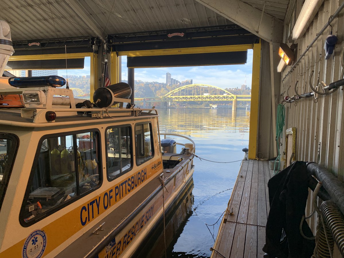 Today, Westinghouse students from the @PPSnews Career and Technical Education ERT program had a field trip at Pittsburgh River Rescue. They received a tour of the boat house then donned personal flotation devices and boarded the vessel for a tour of the three rivers.