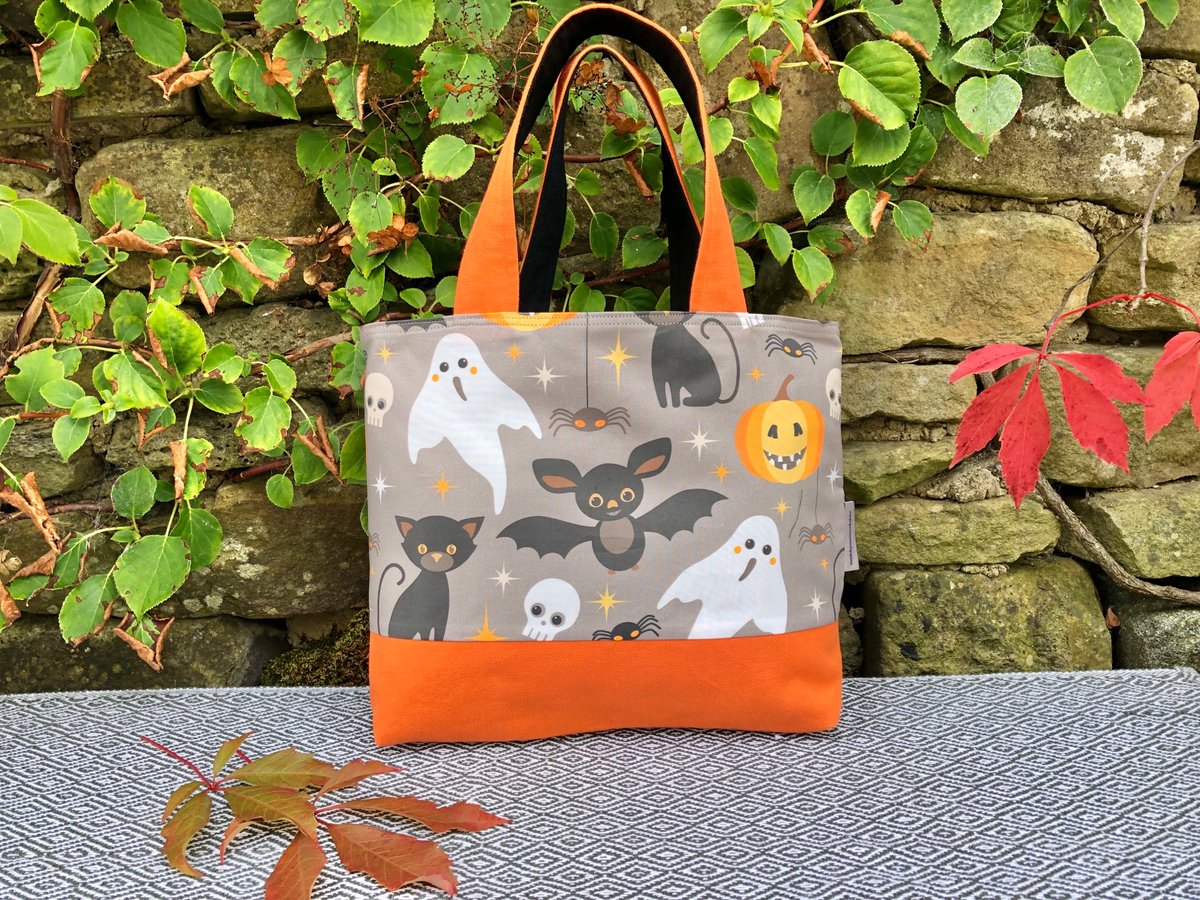 sewinskipton's tweet photo. There’s just about enough time for you to get this fun bag in time for #Halloween ! It’s got 20% off! #MHHSBD 

https://t.co/yXZb7VnQfQ https://t.co/YeNsbEYPRf