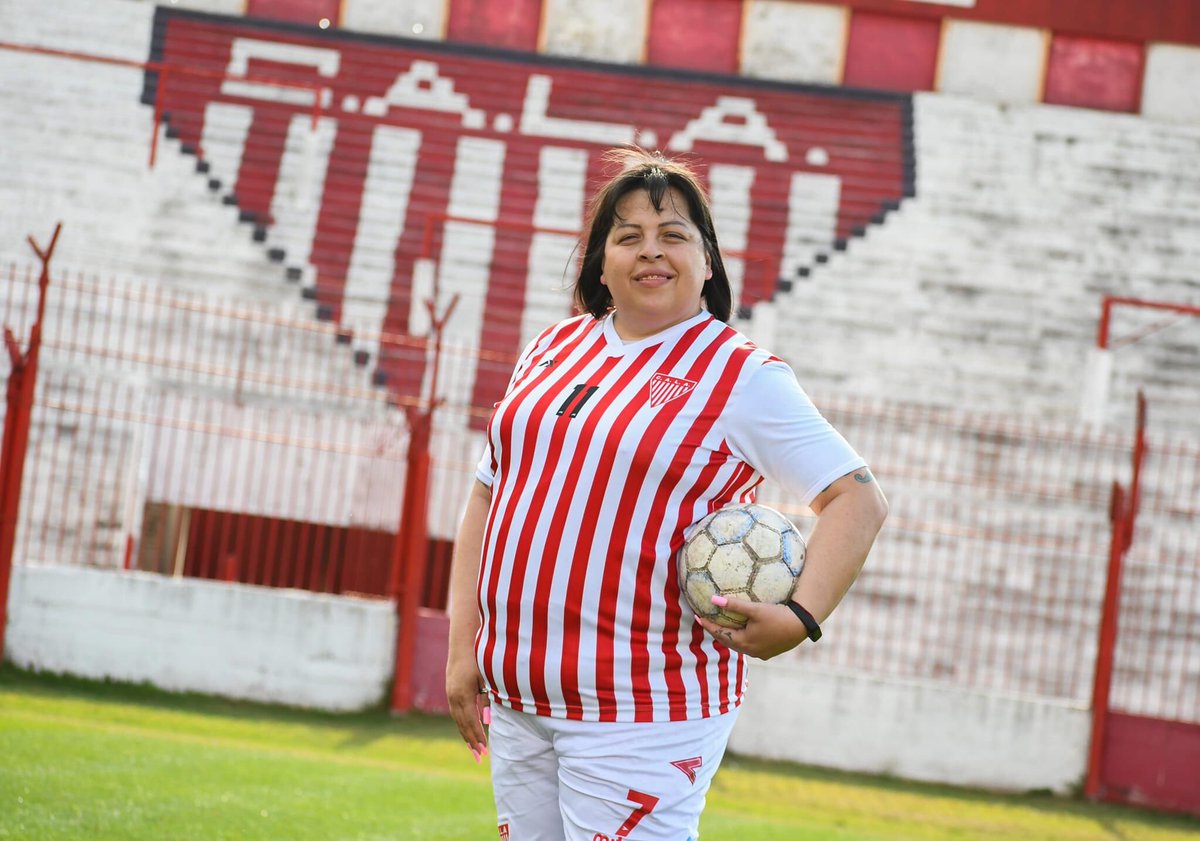outofcontextfem's tweet image. Llego la Mara Gómez al fustal de Los Andes