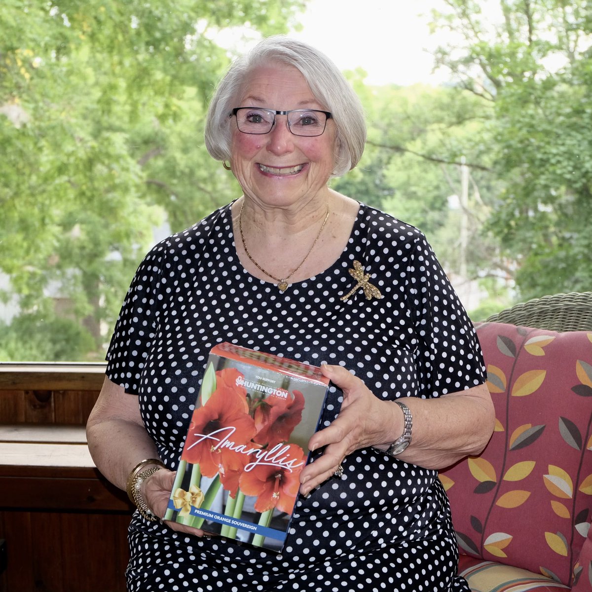 HuntingtonSC's tweet photo. Our co-founder, Ariel Walker describes the magic of Amaryllis: “I hear wonderful stories about how much the flower means to people...inspiration, education in the classroom, bringing families together by comparing growth and how many buds, and the colour.” https://t.co/O8rPy0J5NU https://t.co/0p4qBPqmAt