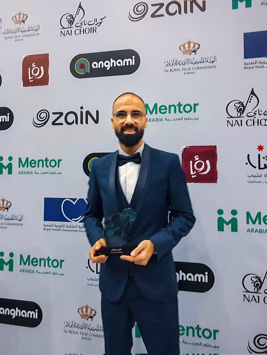 koncucius's tweet image. تاني شغلة بونجور ☺️✌🏼
.
جائزة @MentorArabia لأفضل كلمات أغنية عن اغنية انبعنا بعزا. ❤️