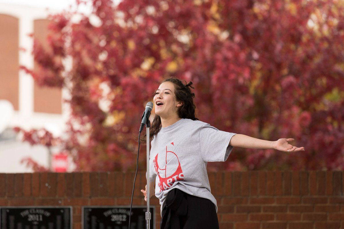 Spotlight on the Arts 2022 starts in one week! We'll kick off the month-long festival with Student Spotlight at 10 a.m. Tuesday, Nov. 1 at Tate Plaza. Drop by to enjoy student performances and pick up some swag! Full schedule at arts.uga.edu
#spotlightuga #ugaart